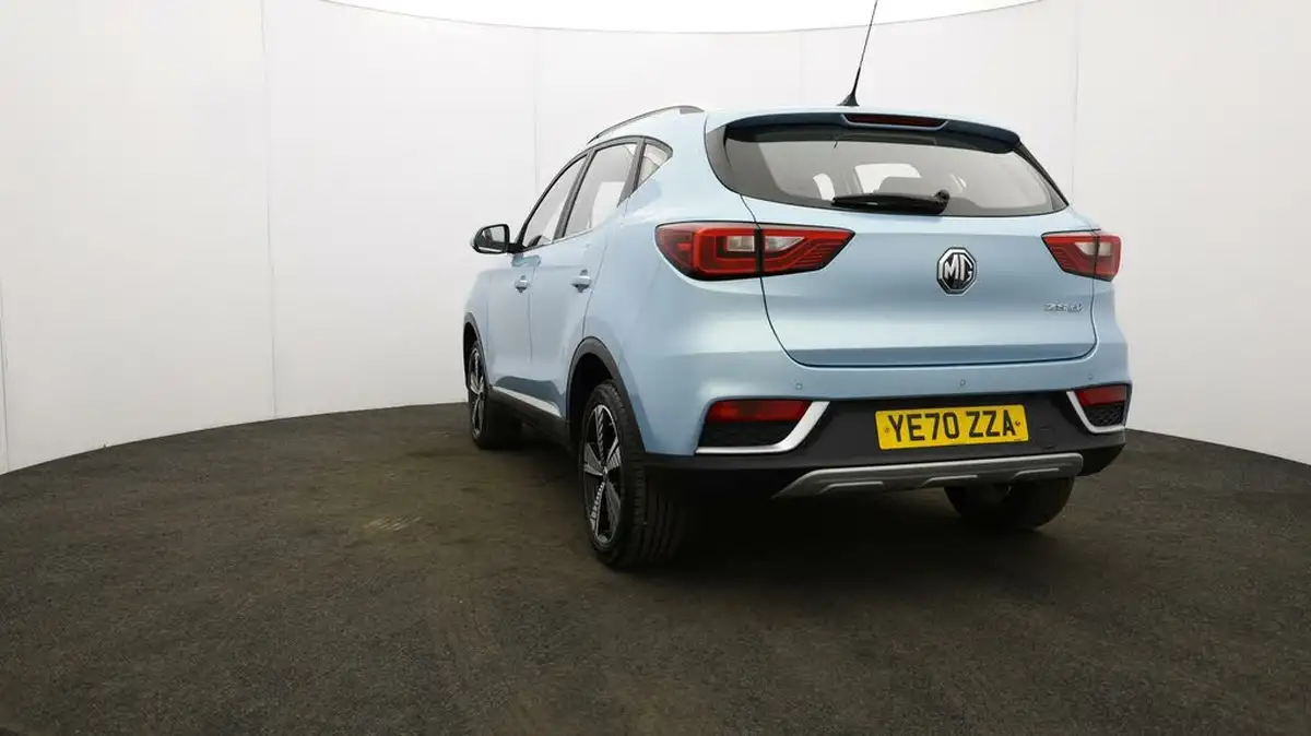 2020-mg-zs-suv-e-exclusive-ev-big-23
