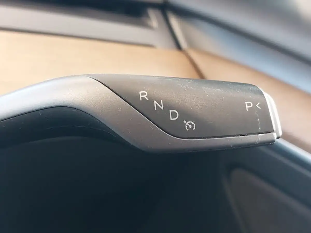 2021-tesla-model-3-e-long-range-4x4-big-17