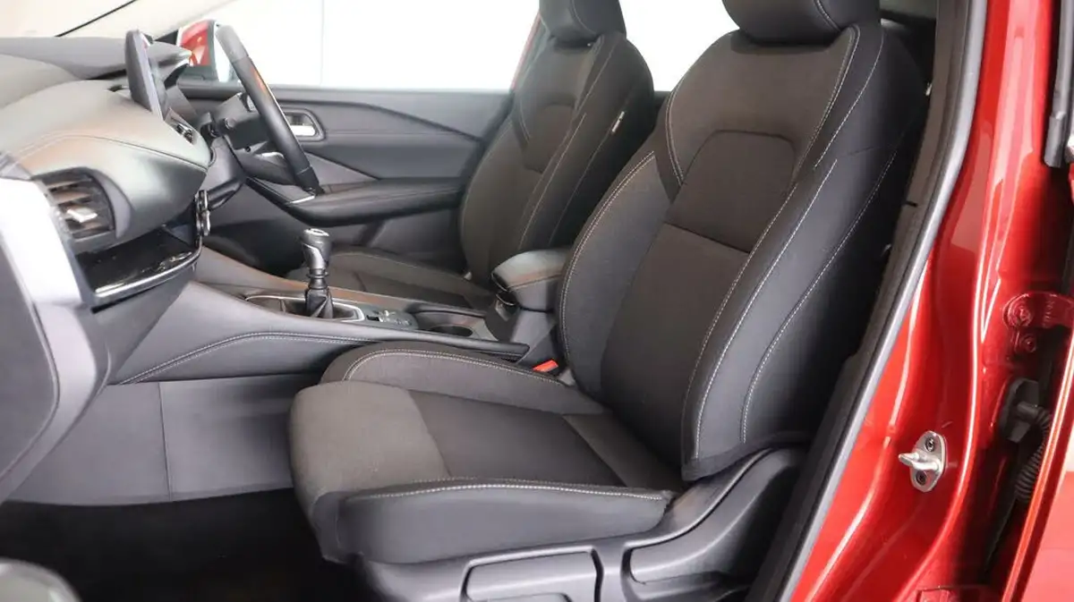 2022-nissan-qashqai-13-dig-t-n-connecta-140ps-big-14