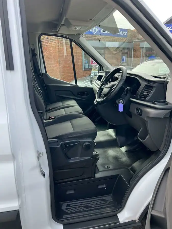 2020-ford-transit-20tdci-350-l2h3-leader-130pseu6dt-panel-van-auto-big-8