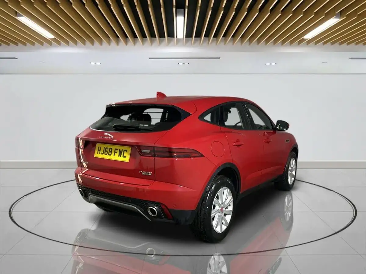 2018-jaguar-e-pace-20-i4-s-big-7