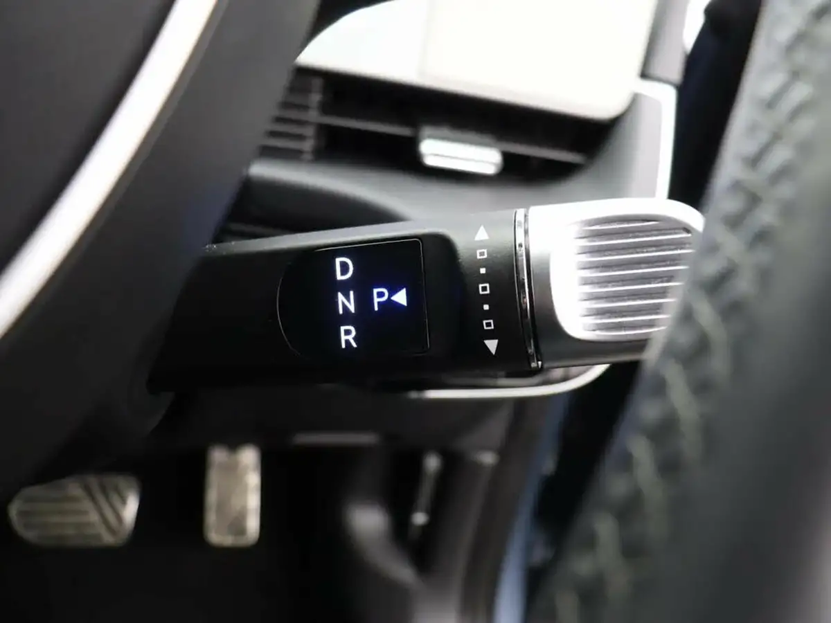 2022-hyundai-ioniq-5-e-ultimate-305ps-73kwh-awd-big-17