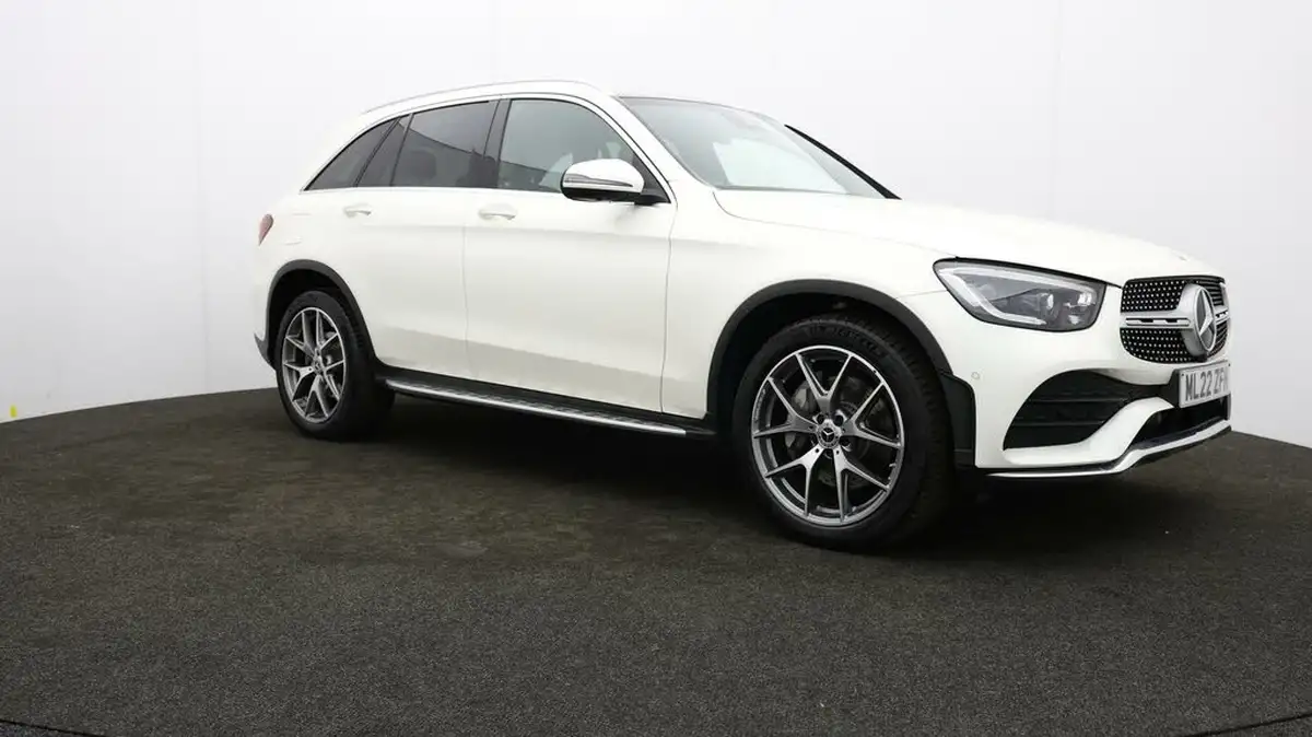 2022-mercedes-benz-glc-class-20d-glc300d-amg-line-premium-plus-245ps-station-wagon-5d-1950cc-big-40