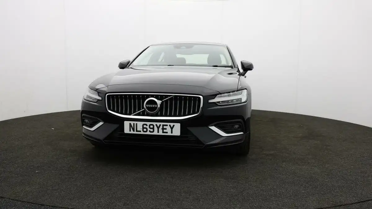 2019-volvo-s60-20-t5-inscription-plus-big-53
