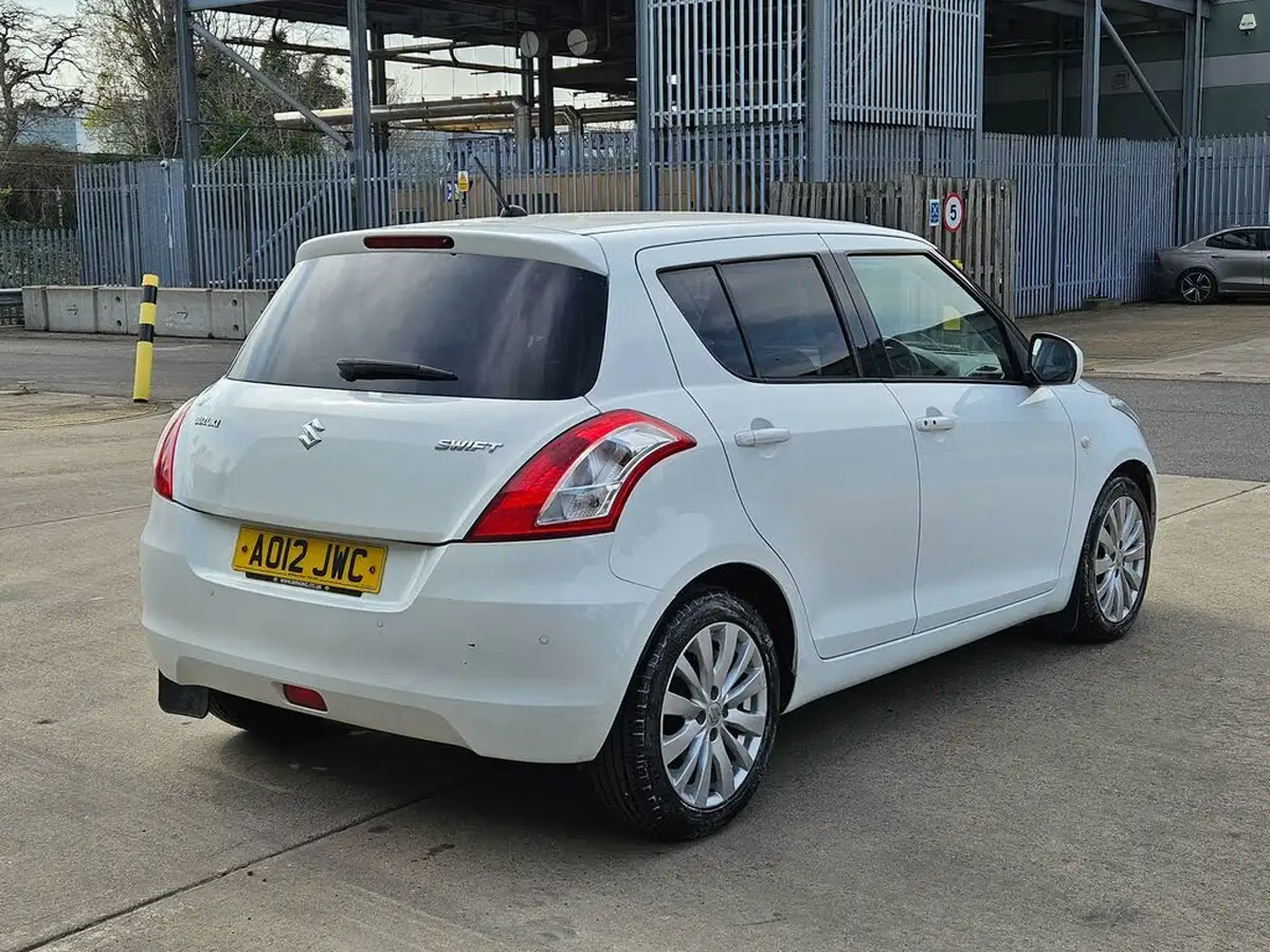 2012-suzuki-swift-12-sz4-5d-auto-big-9