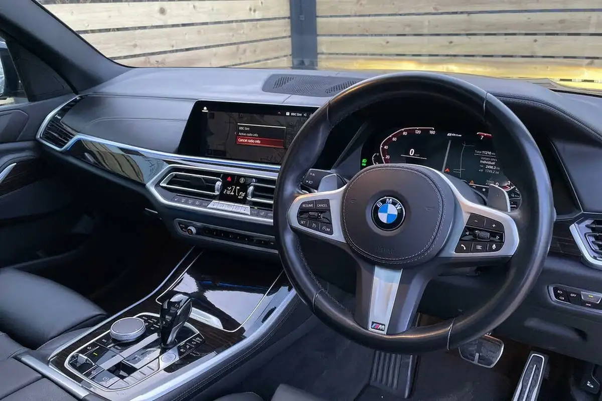2021-bmw-x5-30-xdrive-45e-m-sport-big-25