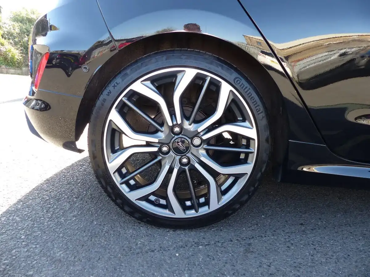 2022-ford-fiesta-10t-st-line-x-100ps-big-19