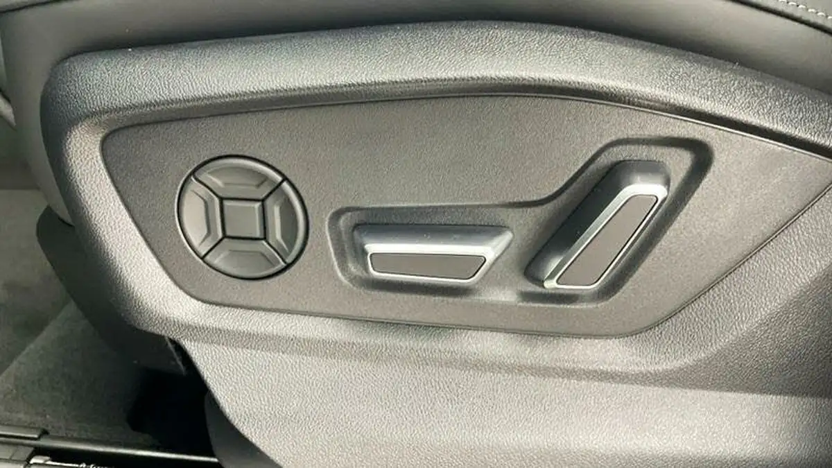 2024-audi-sq7-40-tfsi-black-edition-suv-big-47