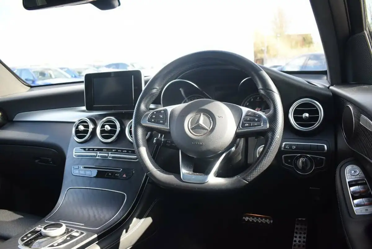 2019-mercedes-benz-glc-class-20-glc250-amg-night-edition-ss-big-24