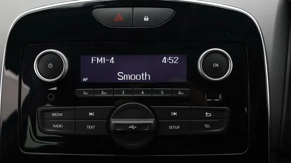 2018-renault-clio-15dci-play-90ps-big-10