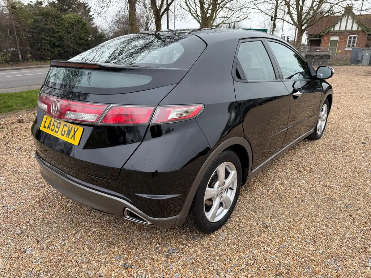2010-honda-civic-14-se-i-vtec-i-shift-big-6