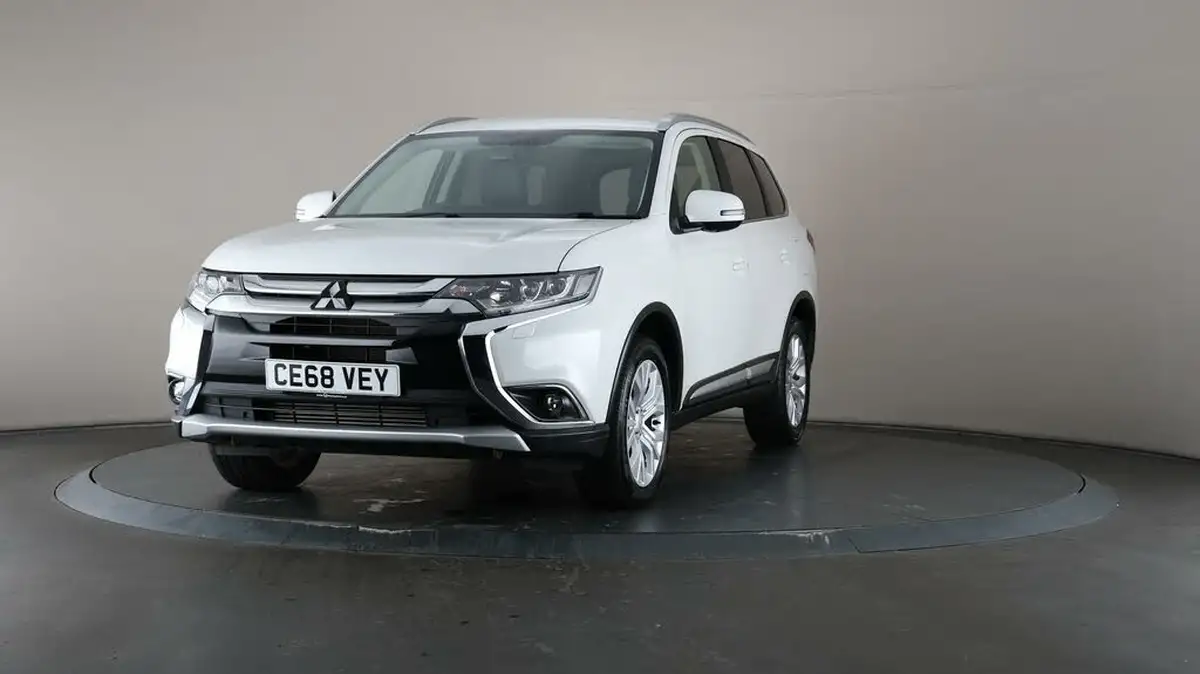 2018-mitsubishi-outlander-22di-d-4-leather-big-37