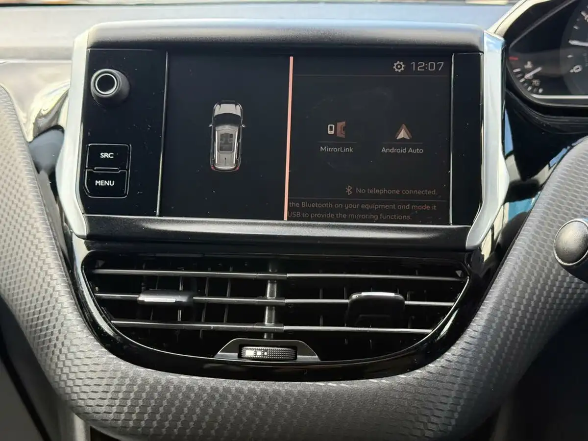 2017-peugeot-2008-suv-12-puretech-allure-110bhp-ss-eat6-big-49