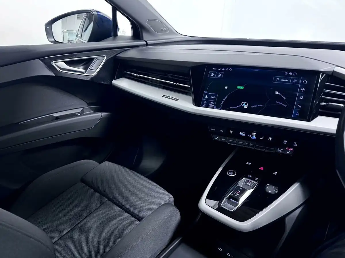 2023-audi-q4-e-tron-50e-sport-station-wagon-big-19