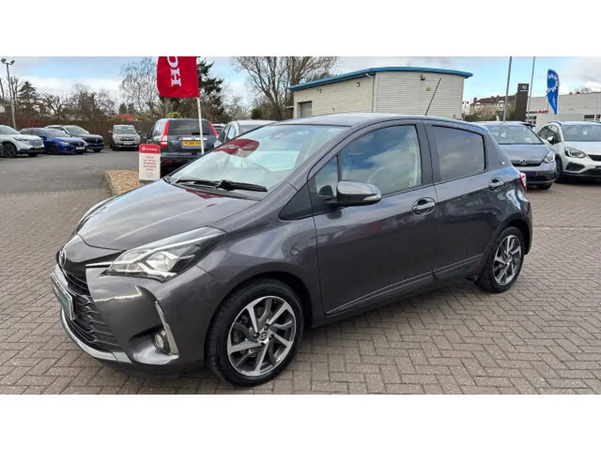 2020-toyota-yaris-15-vvt-i-y20-111bhp-1496cc-big-23