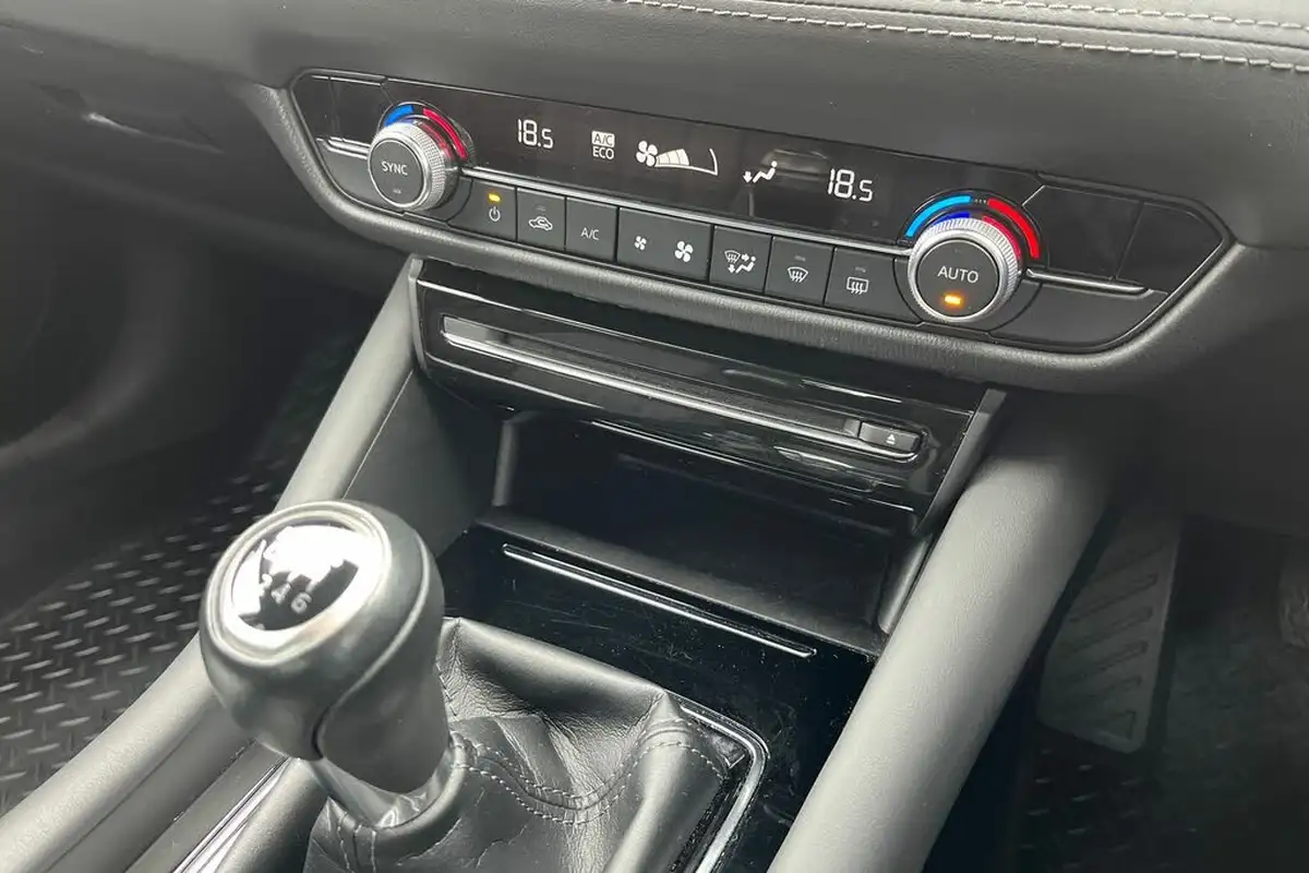 2020-mazda-mazda6-22td-skyactiv-d-se-l-nav-saloon-4d-big-14