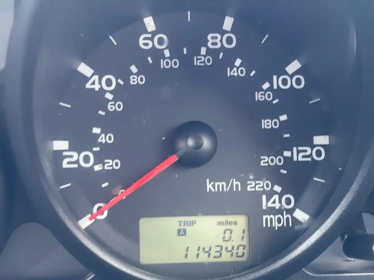 2007-mitsubishi-colt-15td-cz2-big-26