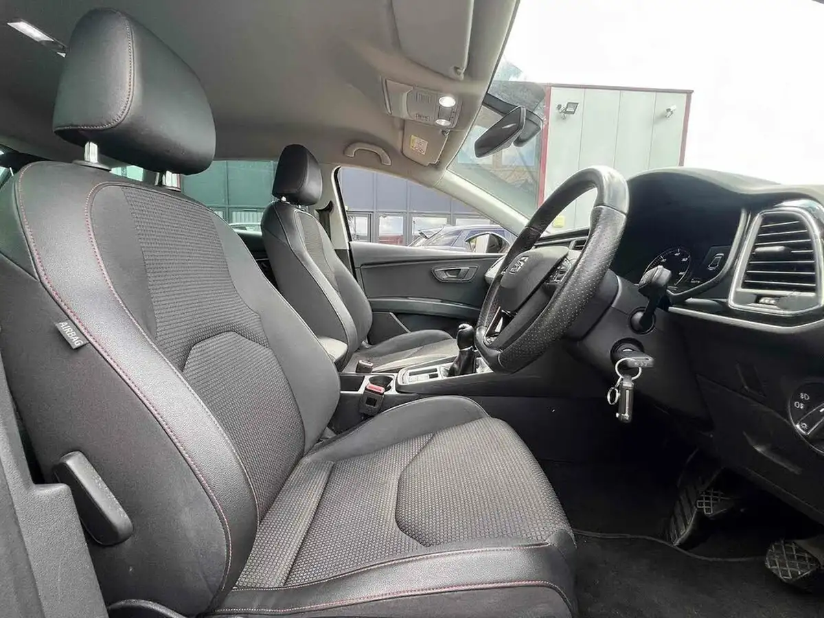 2020-seat-leon-20tdi-fr-hatchback-big-12