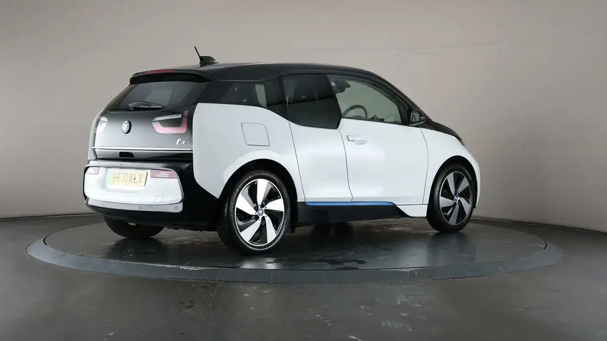 2022-bmw-i3-e-120-ah-big-57