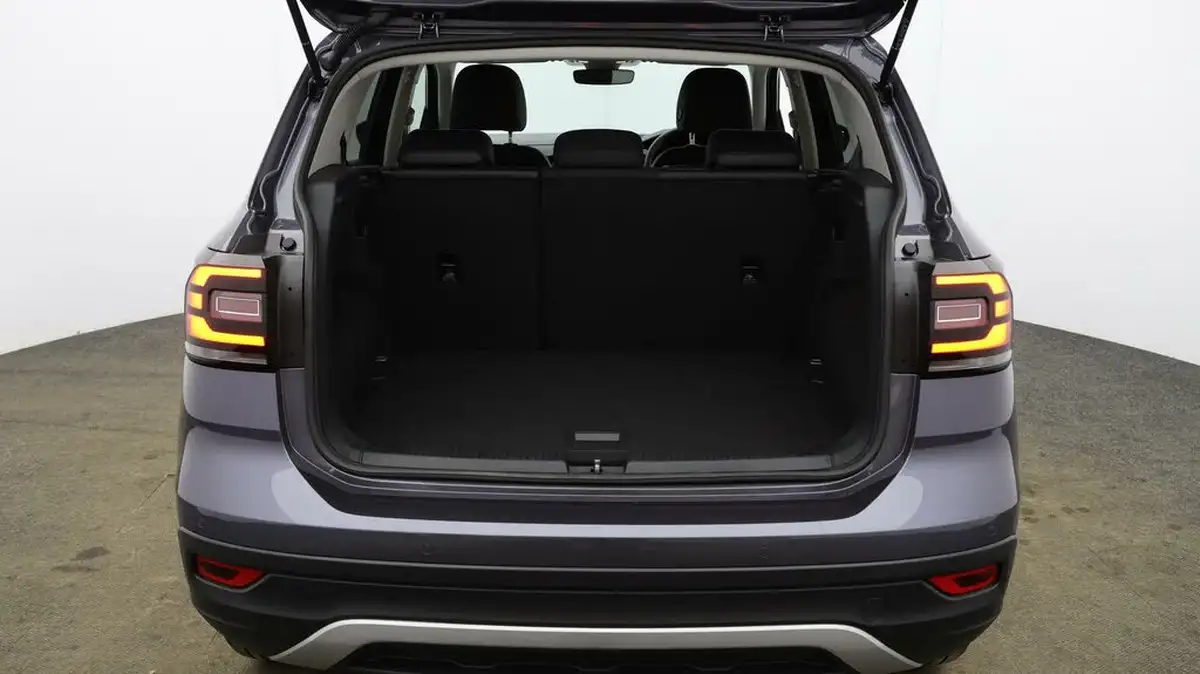 2023-volkswagen-t-cross-10-tsi-black-edition-110ps-big-16