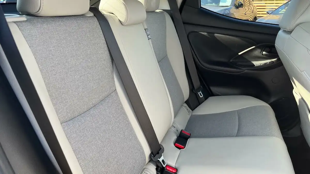 2022-toyota-yaris-cross-15-vvt-i-excel-city-packpan-roof-big-11