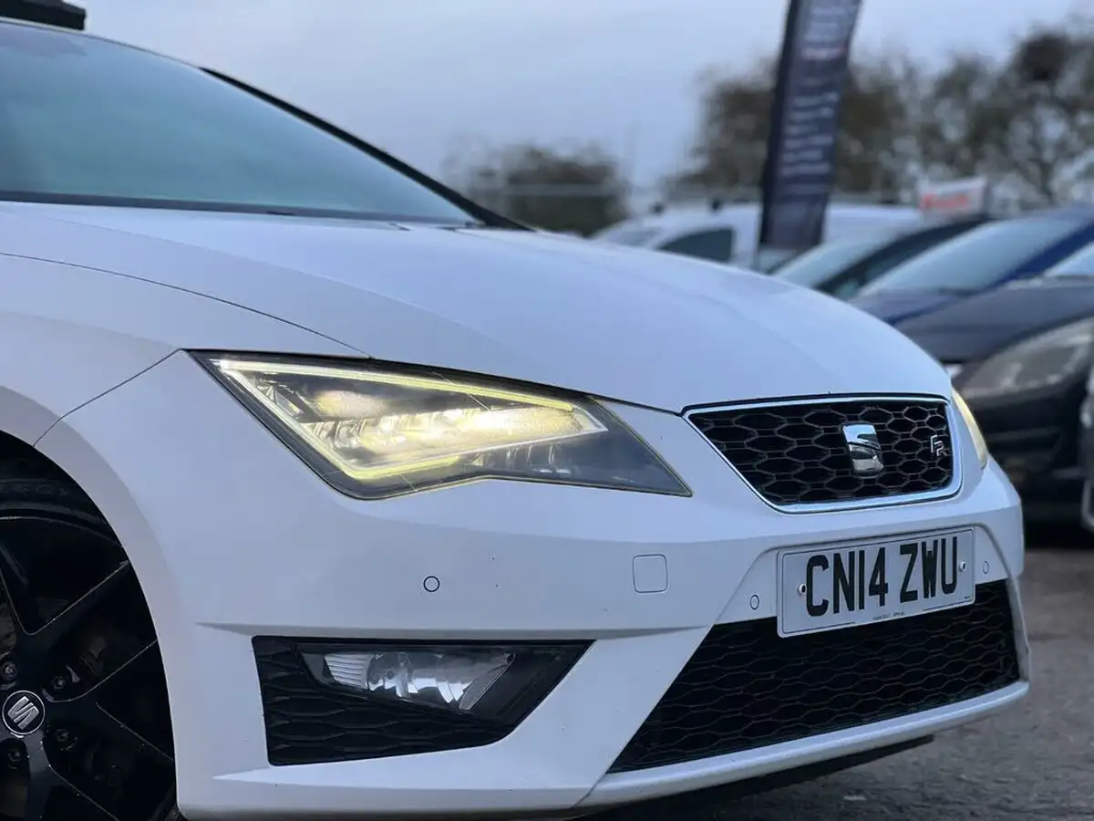 2014-seat-leon-14-fr-tech-pack-140ps-ss-sportcoupe-3d-1395cc-big-2