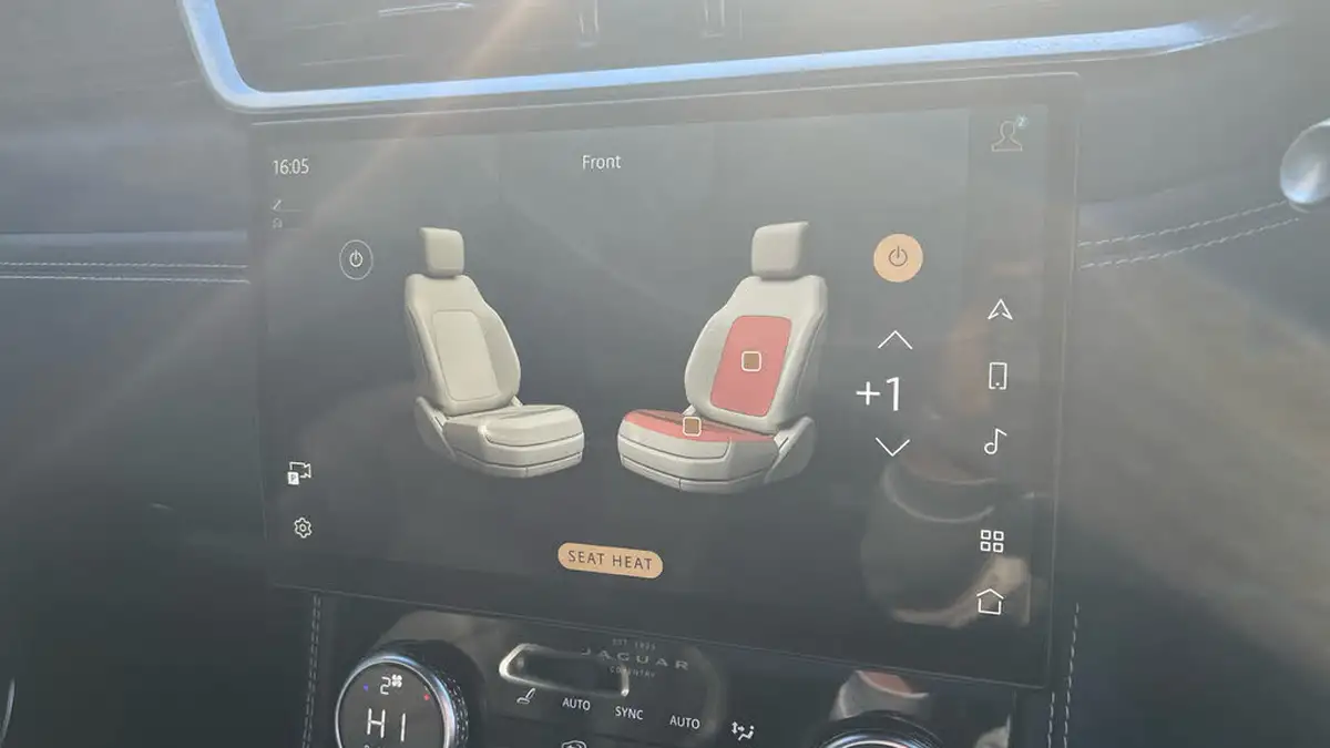 2022-jaguar-f-pace-20-p250-r-dynamic-hse-big-29