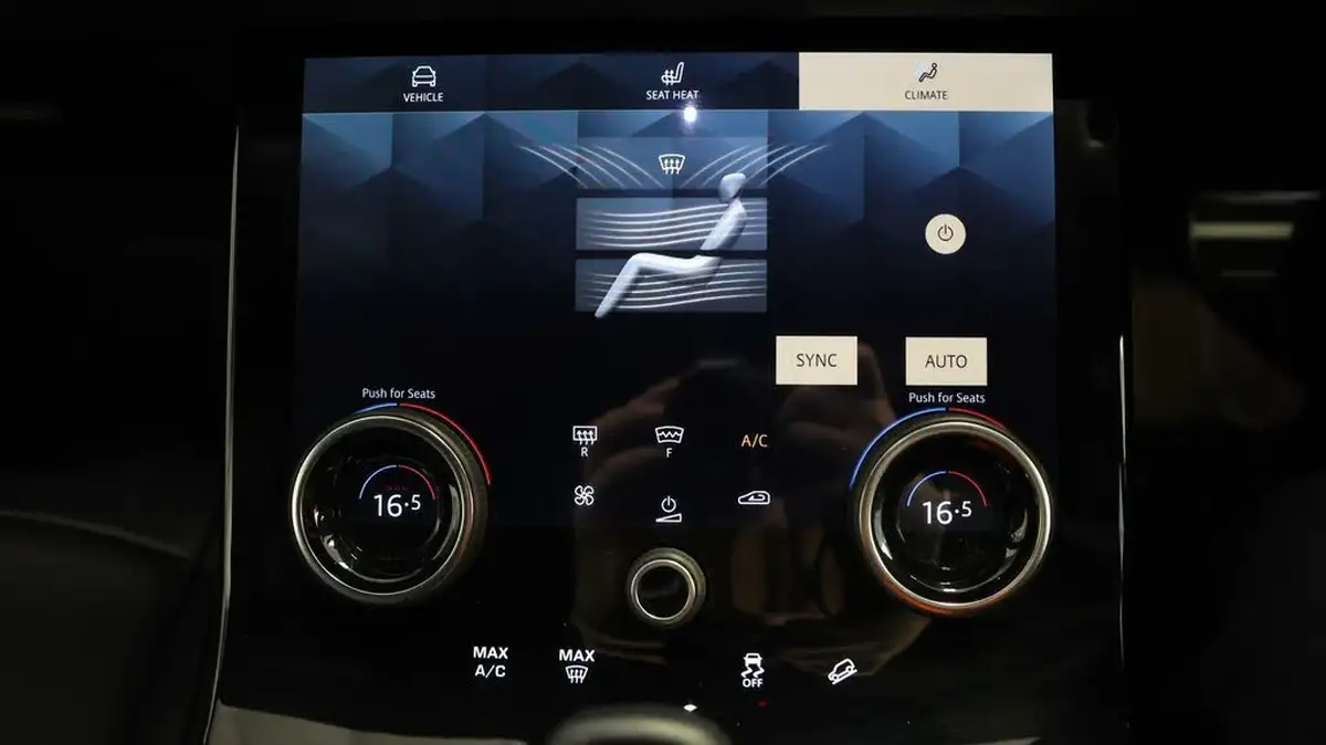 2022-land-rover-range-rover-evoque-20-d200-r-dynamic-s-big-11