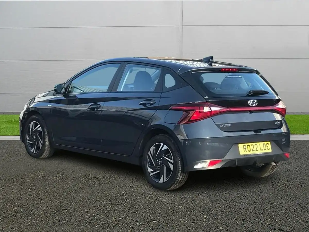 2022-hyundai-i20-10-t-gdi-se-connect-eclutch-imt-big-4