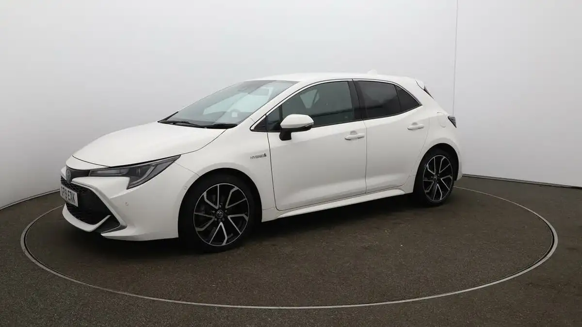 2019-toyota-corolla-20-vvt-i-excel-trk-hatchback-big-59