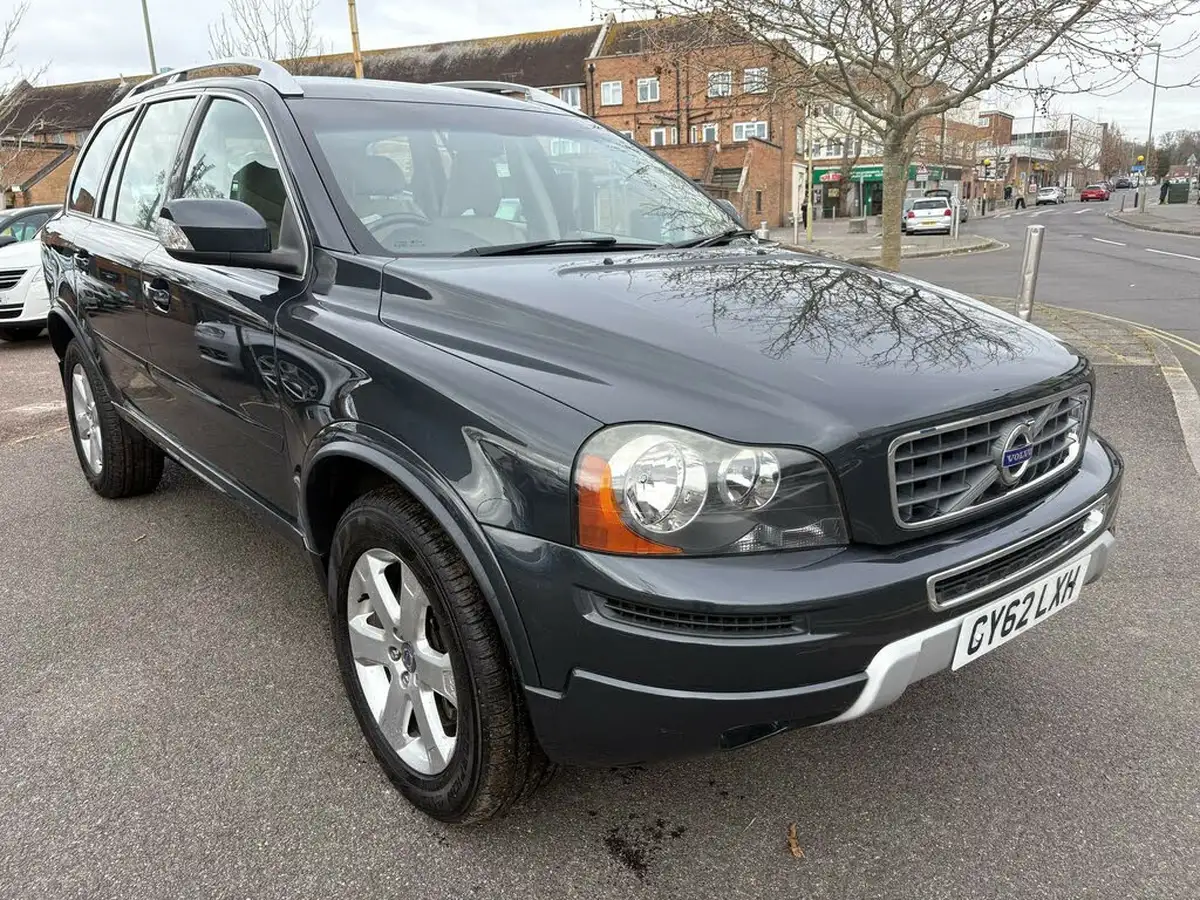 2012-volvo-xc90-24td-d5-se-200bhp-big-0