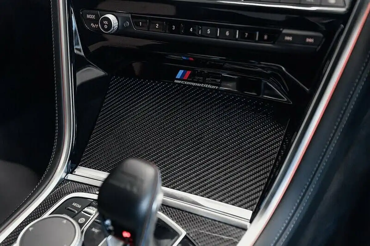 2022-bmw-8-series-44-m8-competition-coupe-2d-big-9