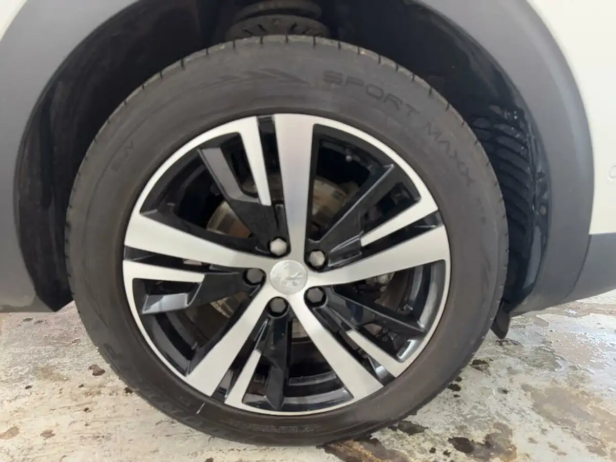 2021-peugeot-3008-suv-15-bluehdi-gt-big-37