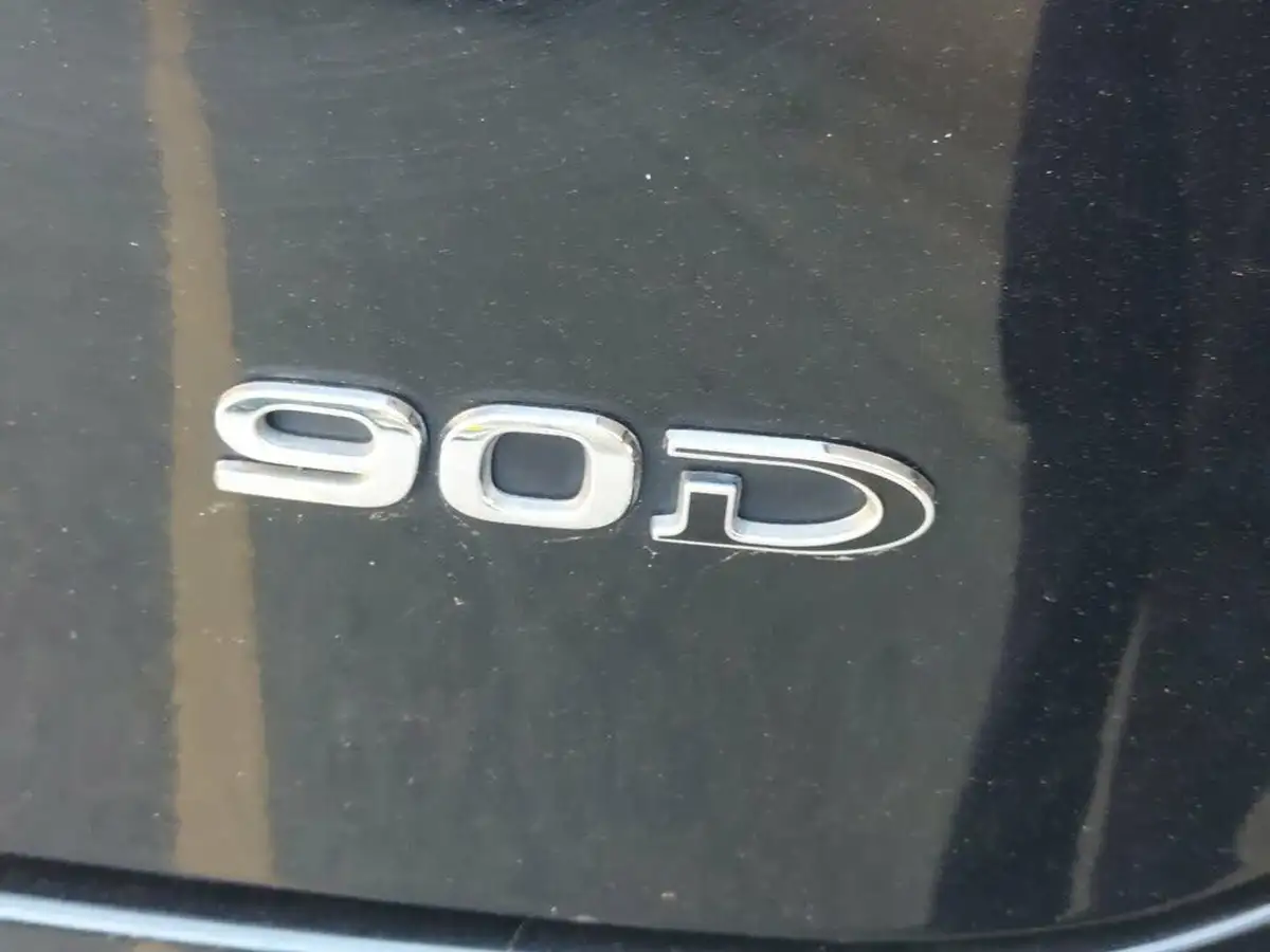 2017-tesla-model-s-e-90d-311kw-nav-big-15