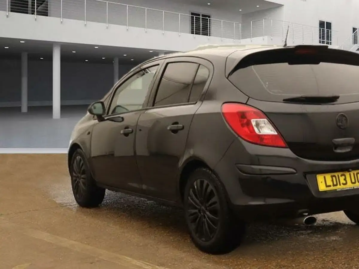 2013-vauxhall-corsa-12-energy-5d-big-2