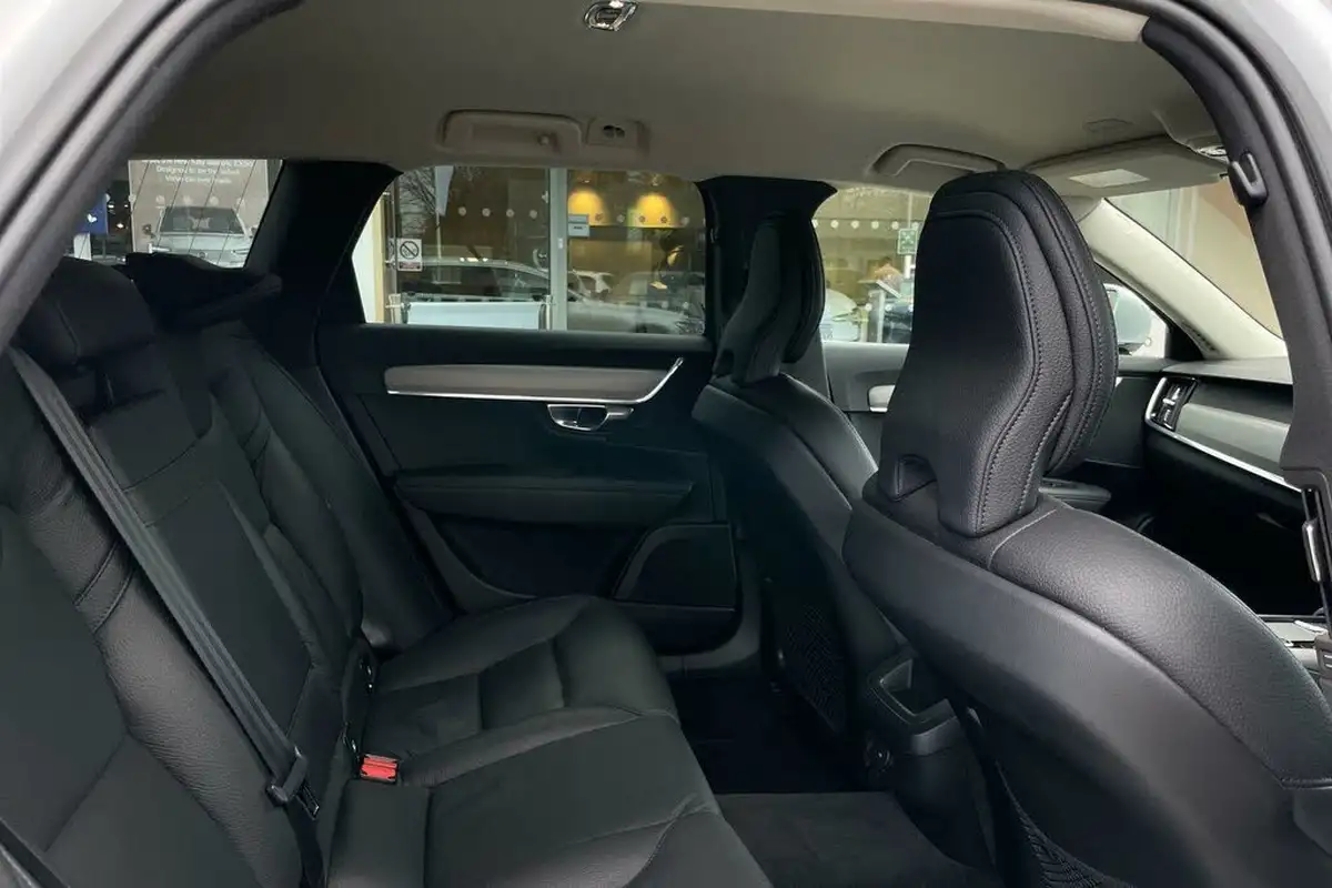 2021-volvo-v90-20td-b4-momentum-big-21