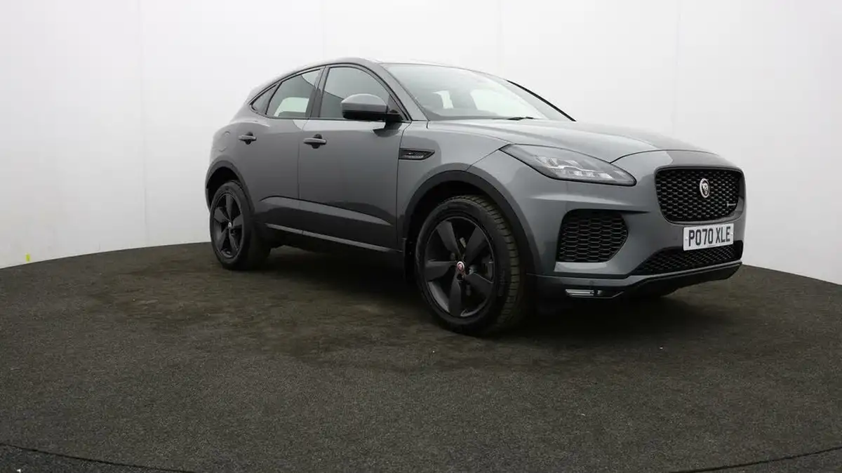 2020-jaguar-e-pace-20-i4d-chequered-flag-180ps-big-40