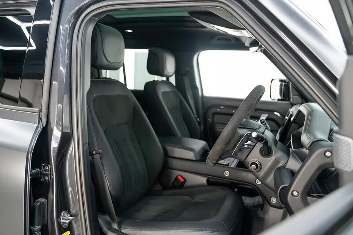 2021-land-rover-110-defender-50-p525-v8-carpathian-edition-big-6
