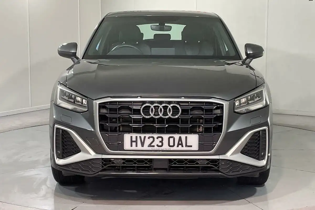 2023-audi-q2-15-35-tfsi-s-line-tronic-big-5