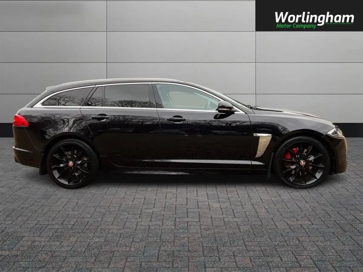 2014-jaguar-xf-30td-s-portfolio-v6-sportbrake-5d-big-7