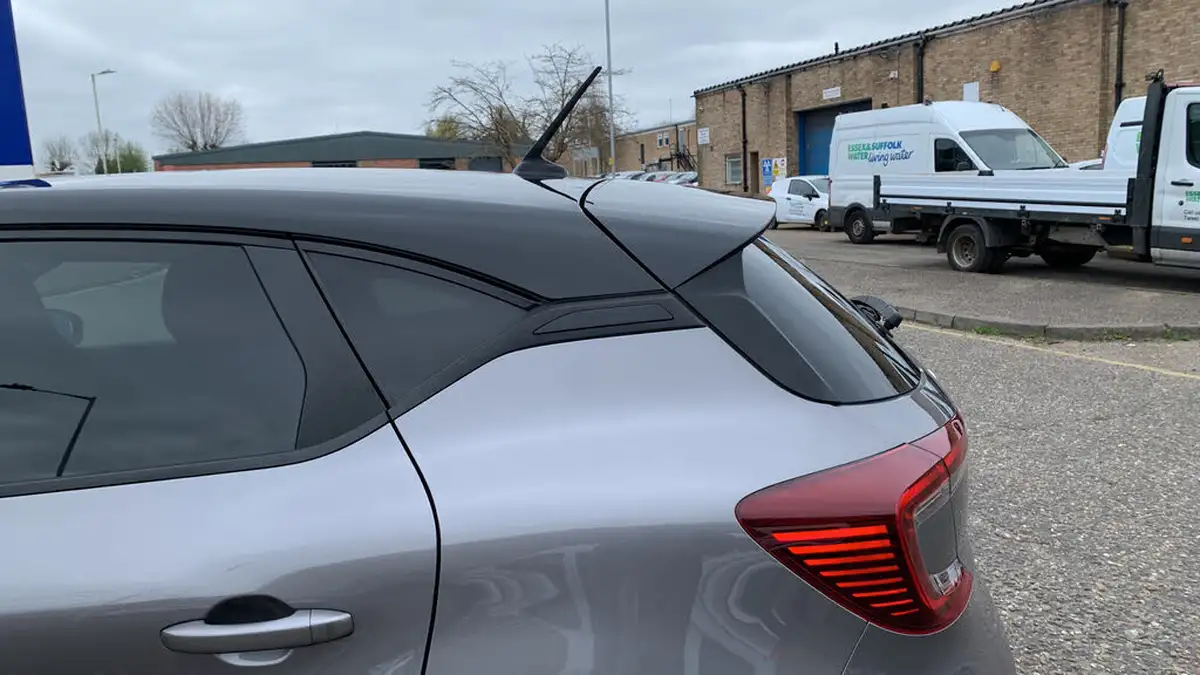 2022-renault-captur-10-tce-iconic-edition-big-42