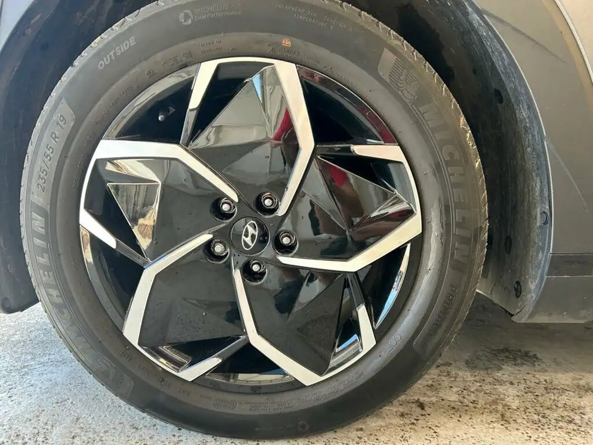 2023-hyundai-ioniq-5-e-se-connect-big-42