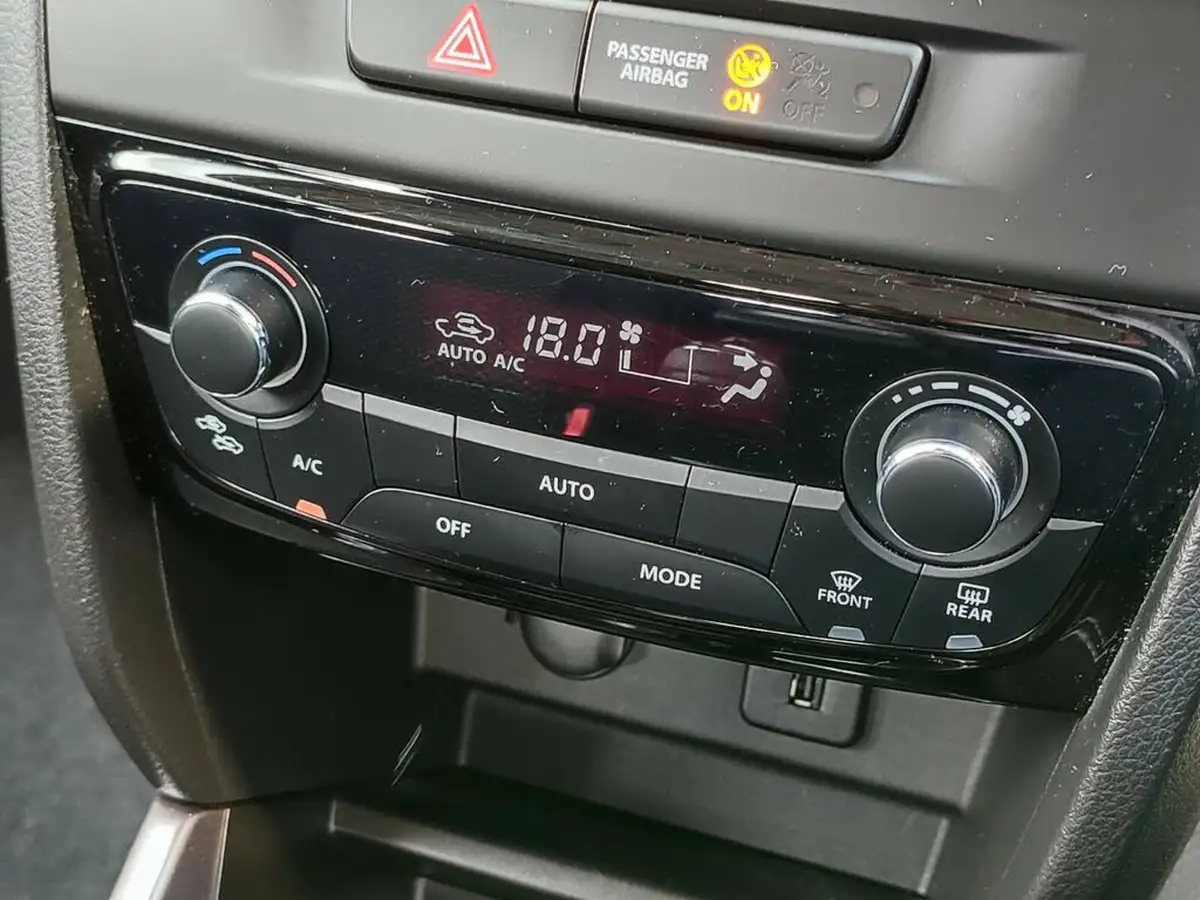 2020-suzuki-vitara-14-boosterjet-sz4-big-29