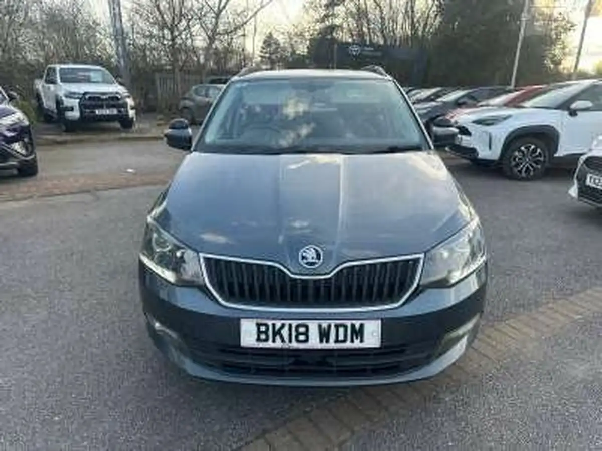 2018-skoda-fabia-10-tsi-se-l-95ps-estate-big-4