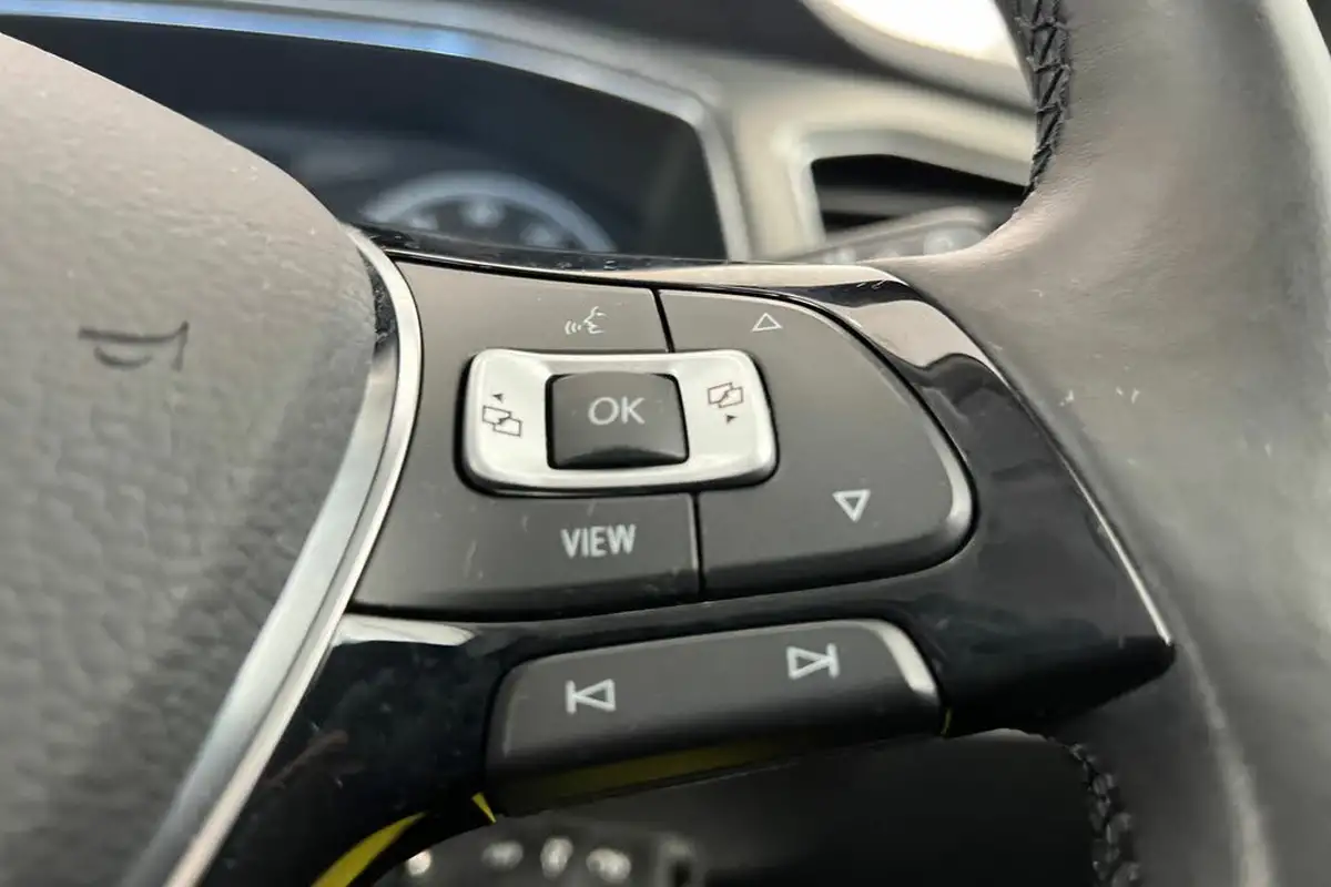 2021-volkswagen-t-roc-10-tsi-se-110ps-big-11