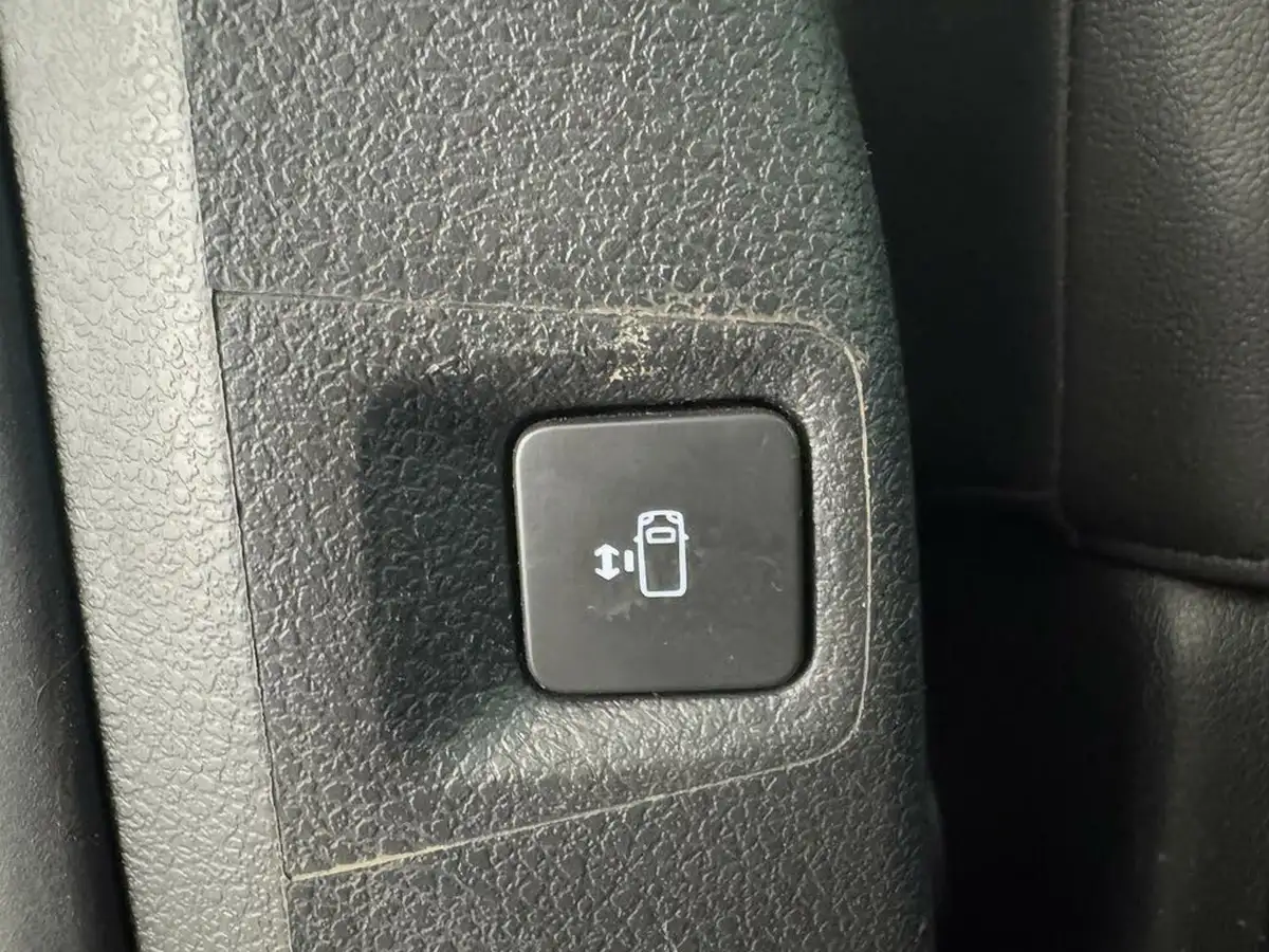 2022-vauxhall-vivaro-life-e-elite-l-big-17