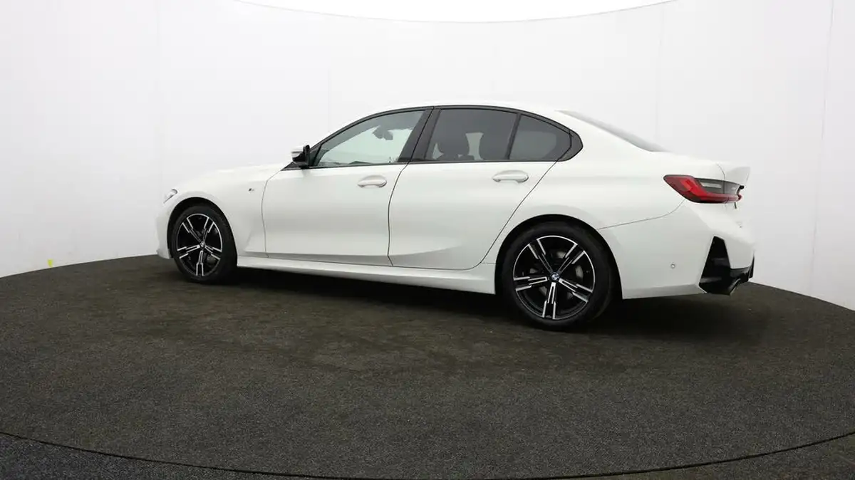 2023-bmw-3-series-20-320i-m-sport-saloon-4d-big-66