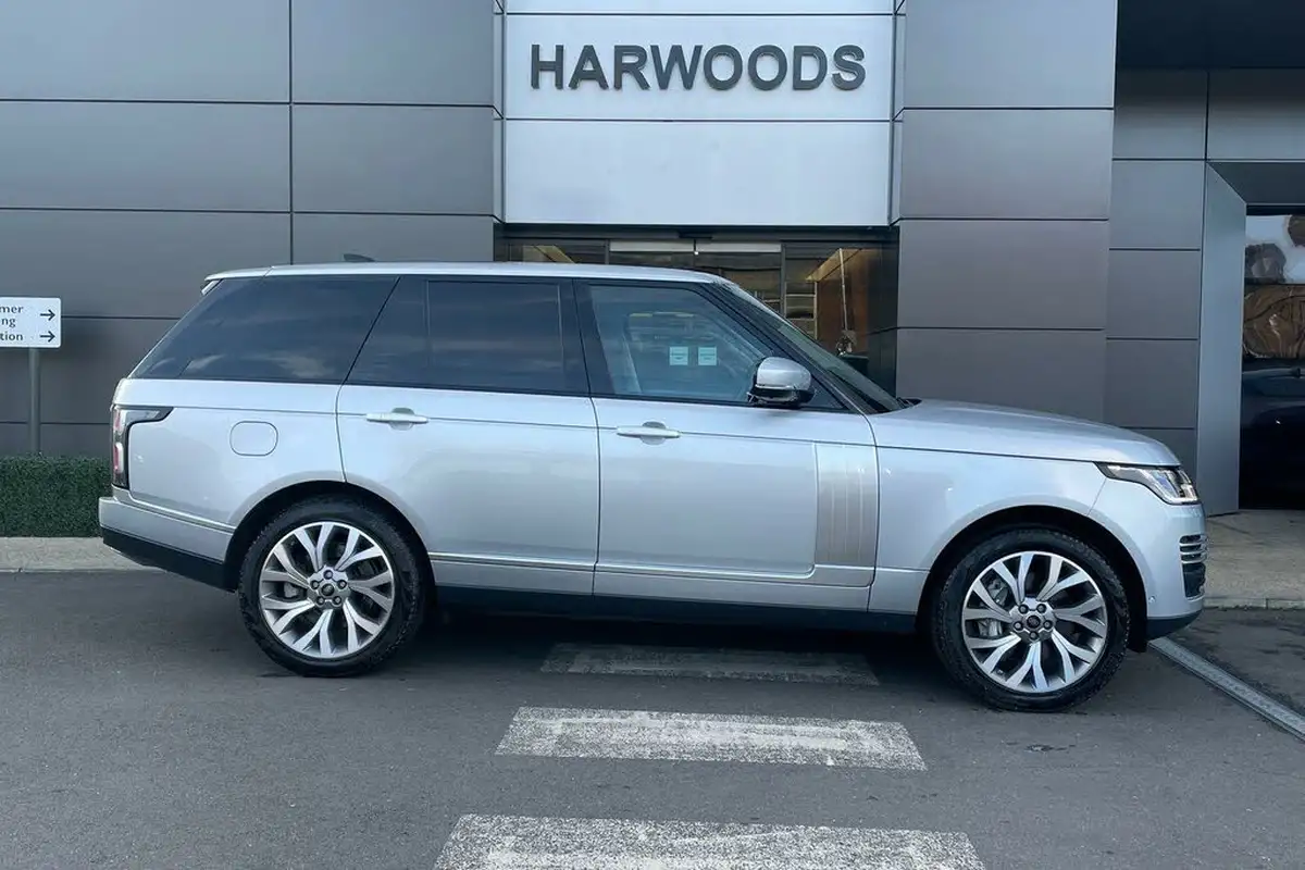 2019-land-rover-range-rover-20-p400e-autobiography-big-1
