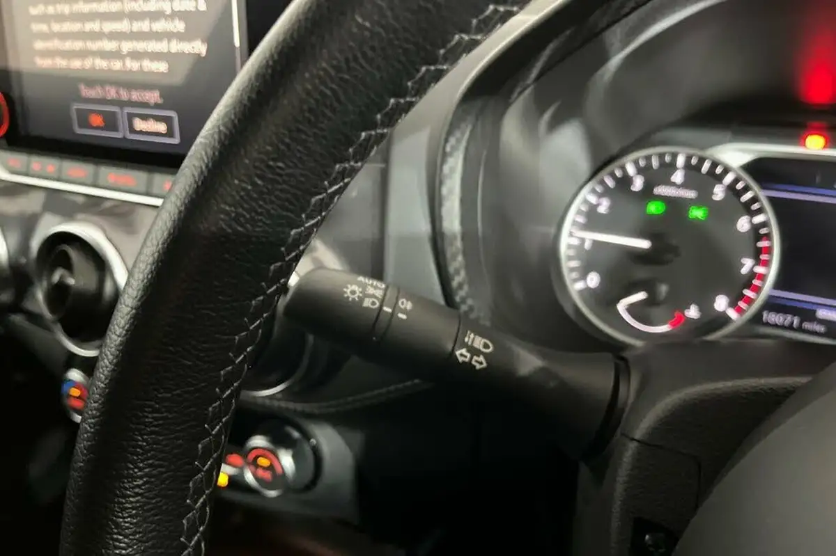 2021-nissan-juke-10-dig-t-n-connecta-big-22