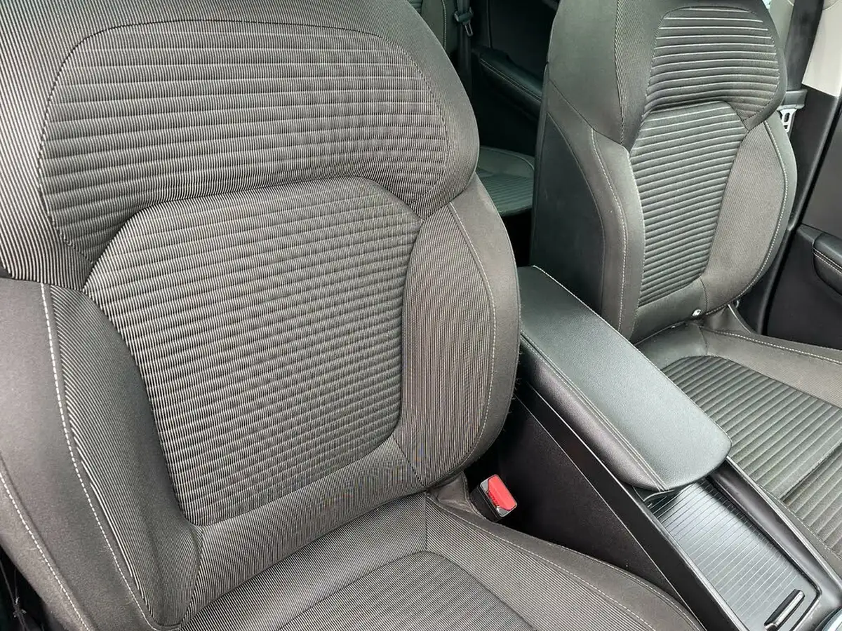 2019-renault-grand-scenic-13-tce-iconic-big-15
